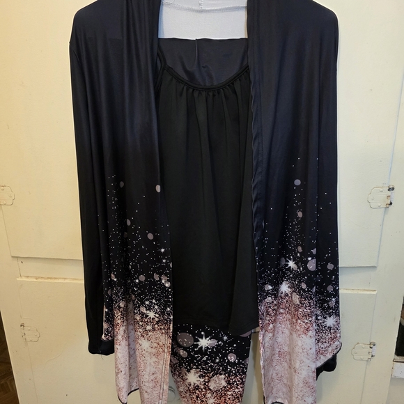 NWOT Sparkle & Shine 3-Piece Outfit-Size Medium - Picture 1 of 4